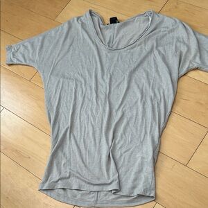 Casual h&m taupe top